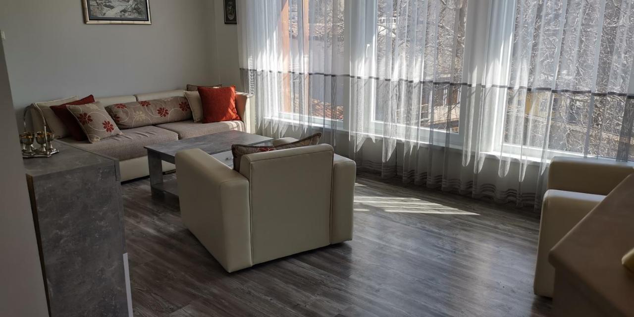 Апартамент При Рени Koprivshtitsa Buitenkant foto